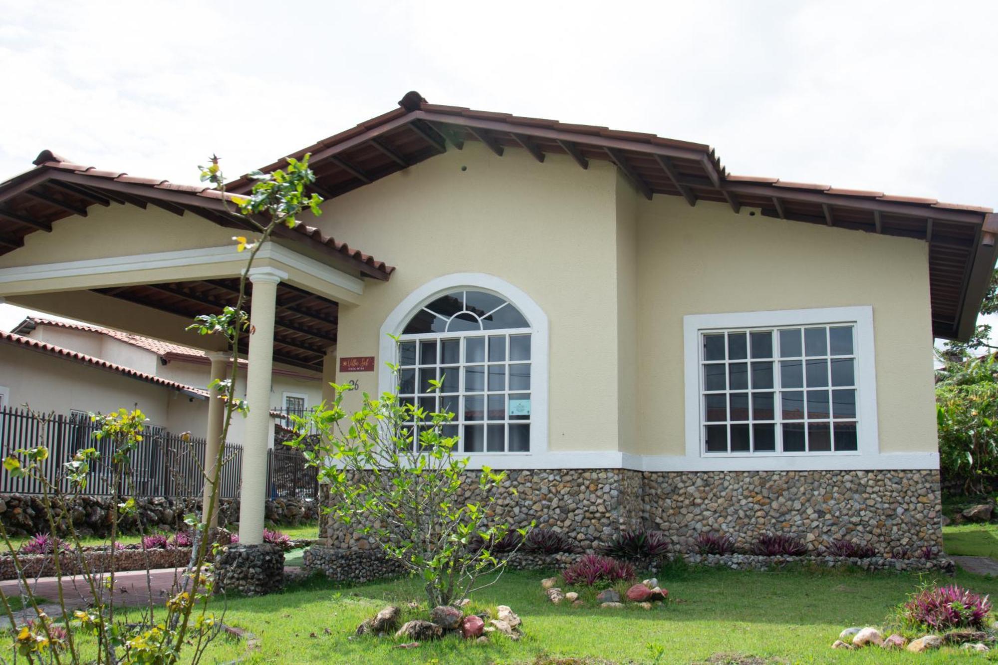 Casa Estilo “villa Sol” En Alto Hébergement de vacances