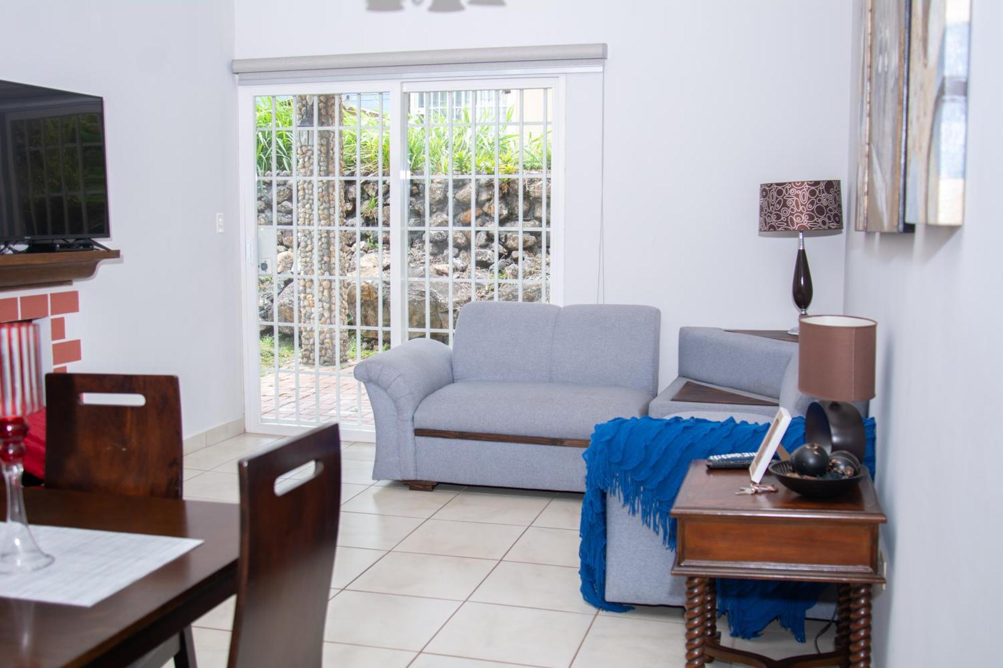 Casa Estilo “villa Sol” En Alto *