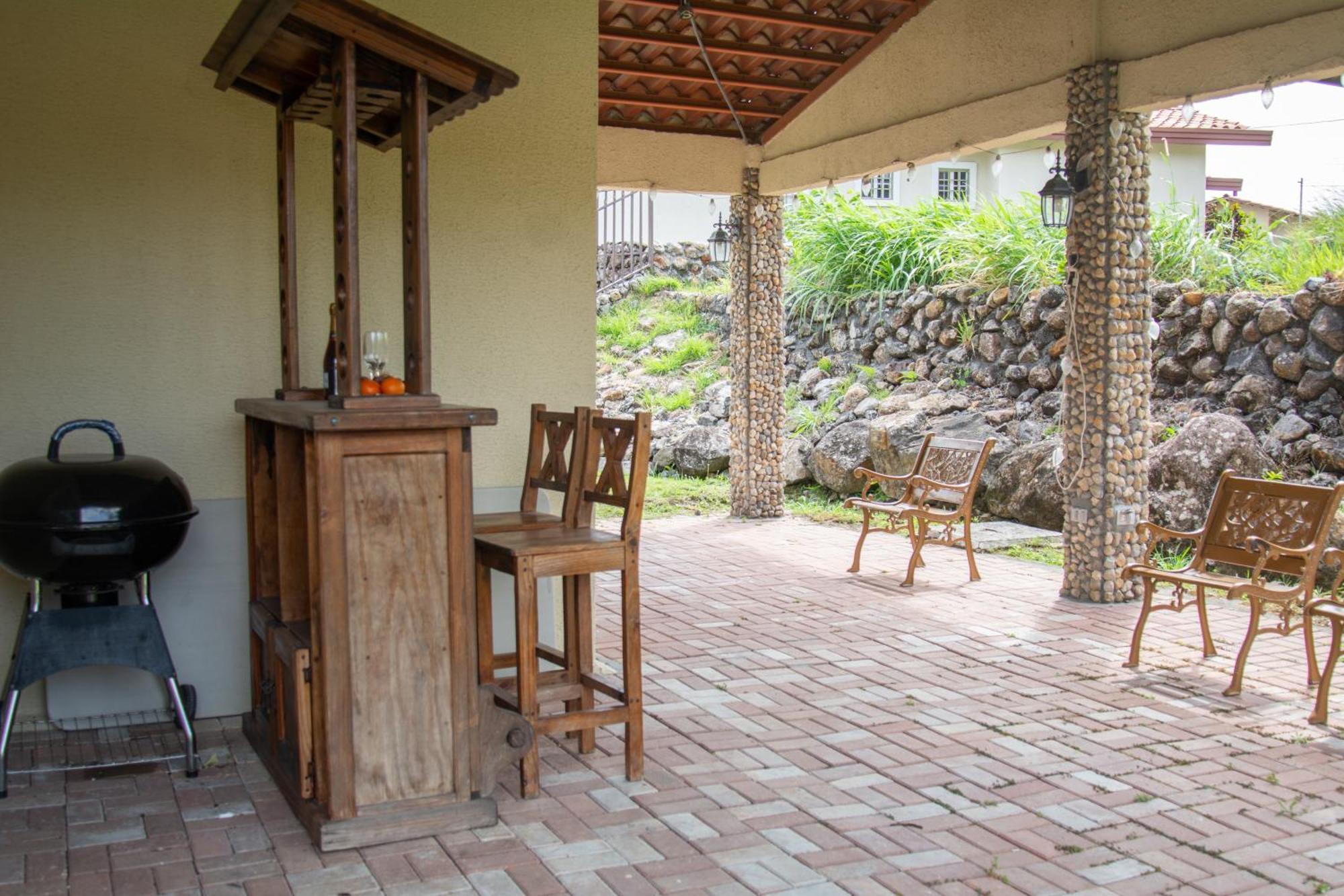 Casa Estilo “villa Sol” En Alto